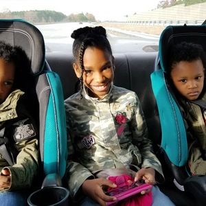 Meet your Posher, Kayla